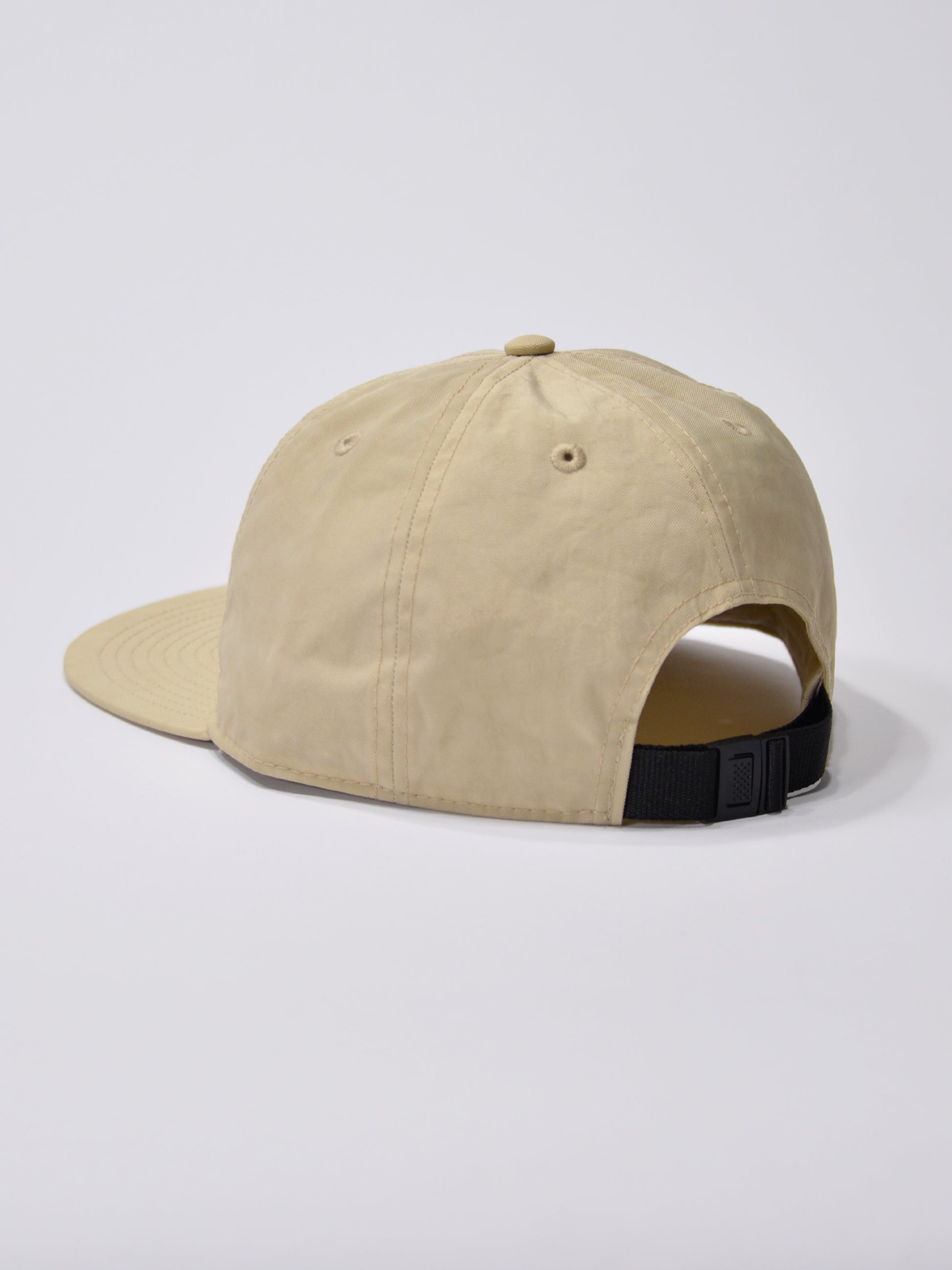 WATERPROOF NYLON FLAT CAP