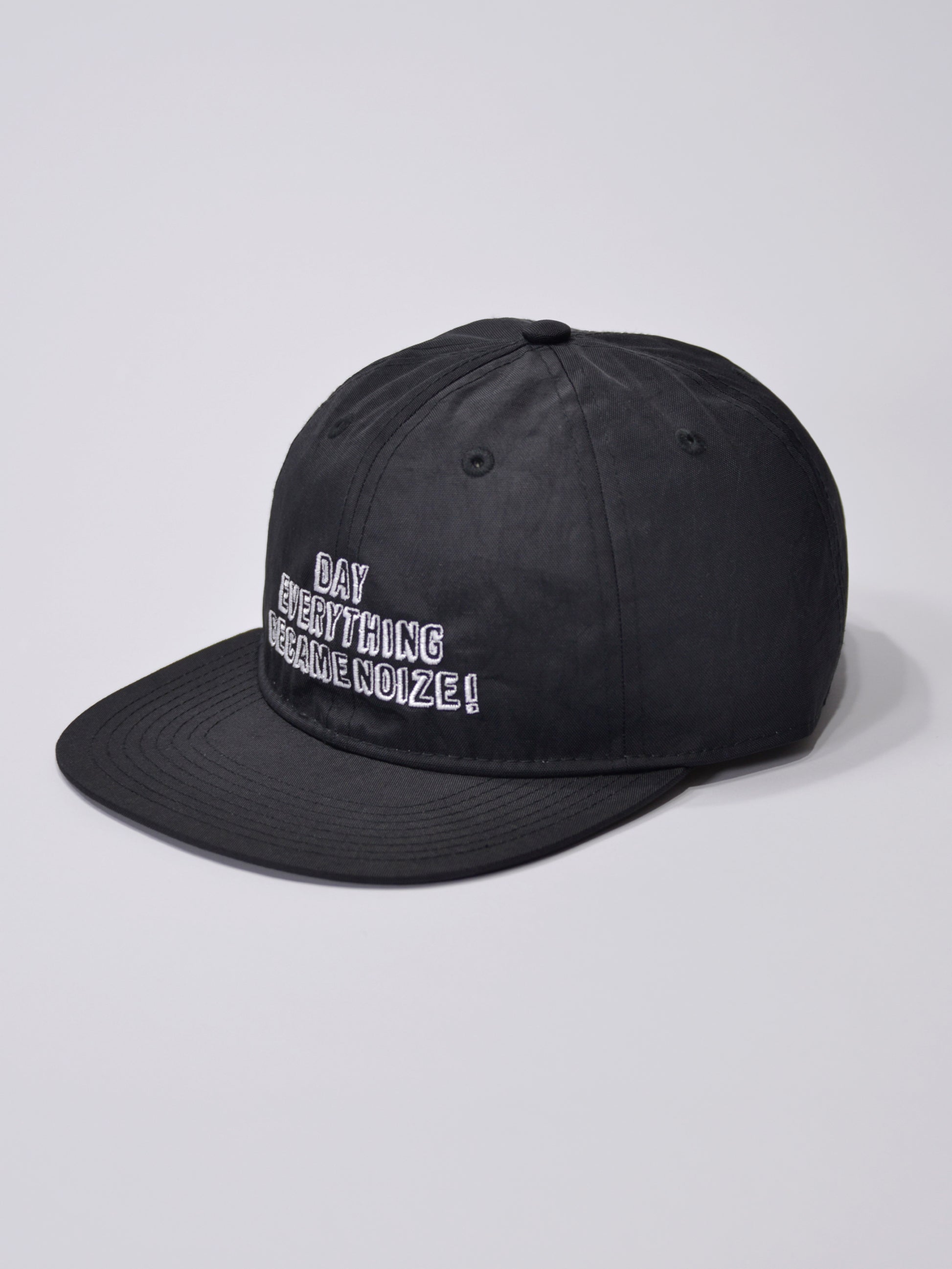 WATERPROOF NYLON FLAT CAP