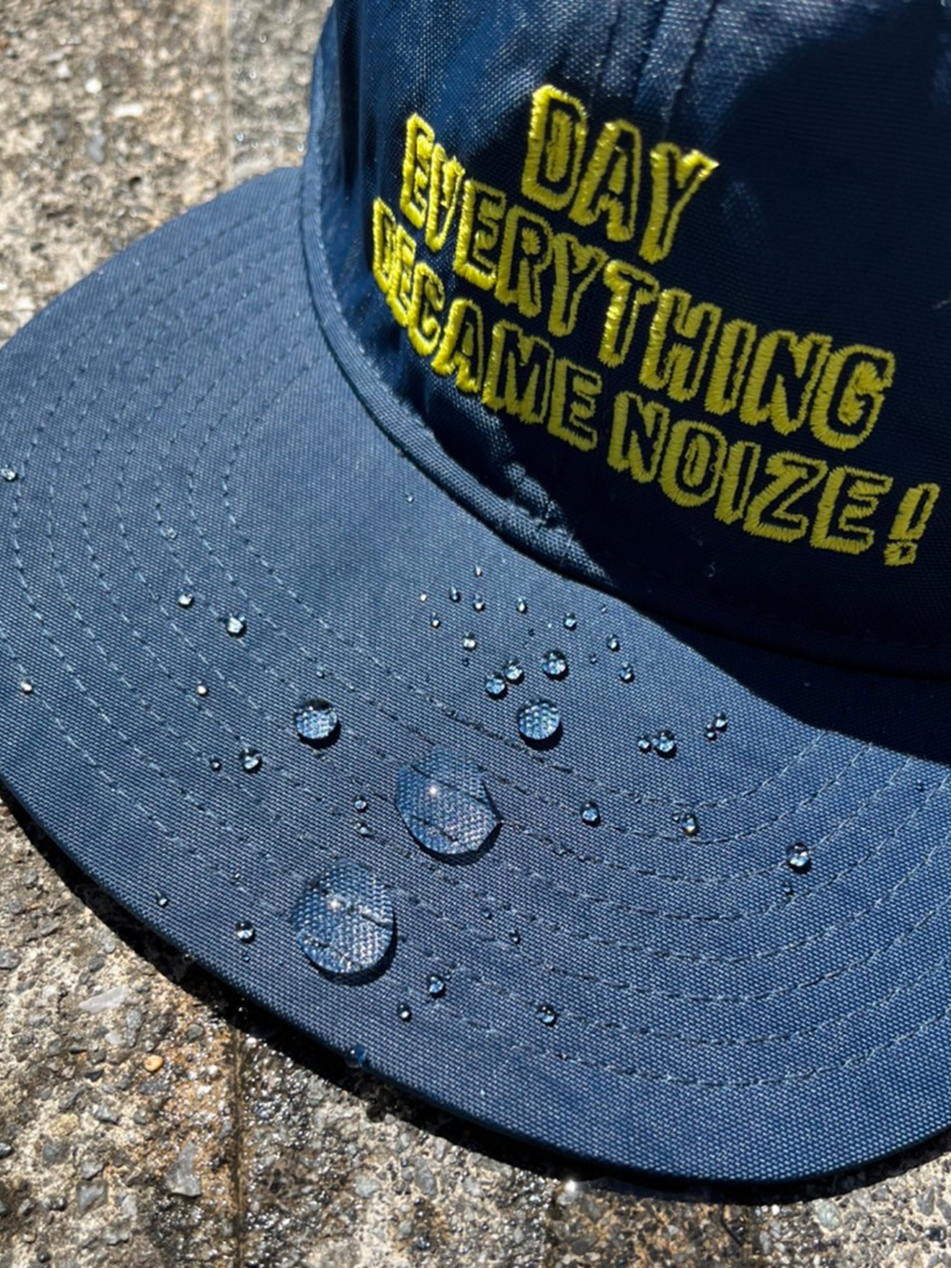 WATERPROOF NYLON FLAT CAP