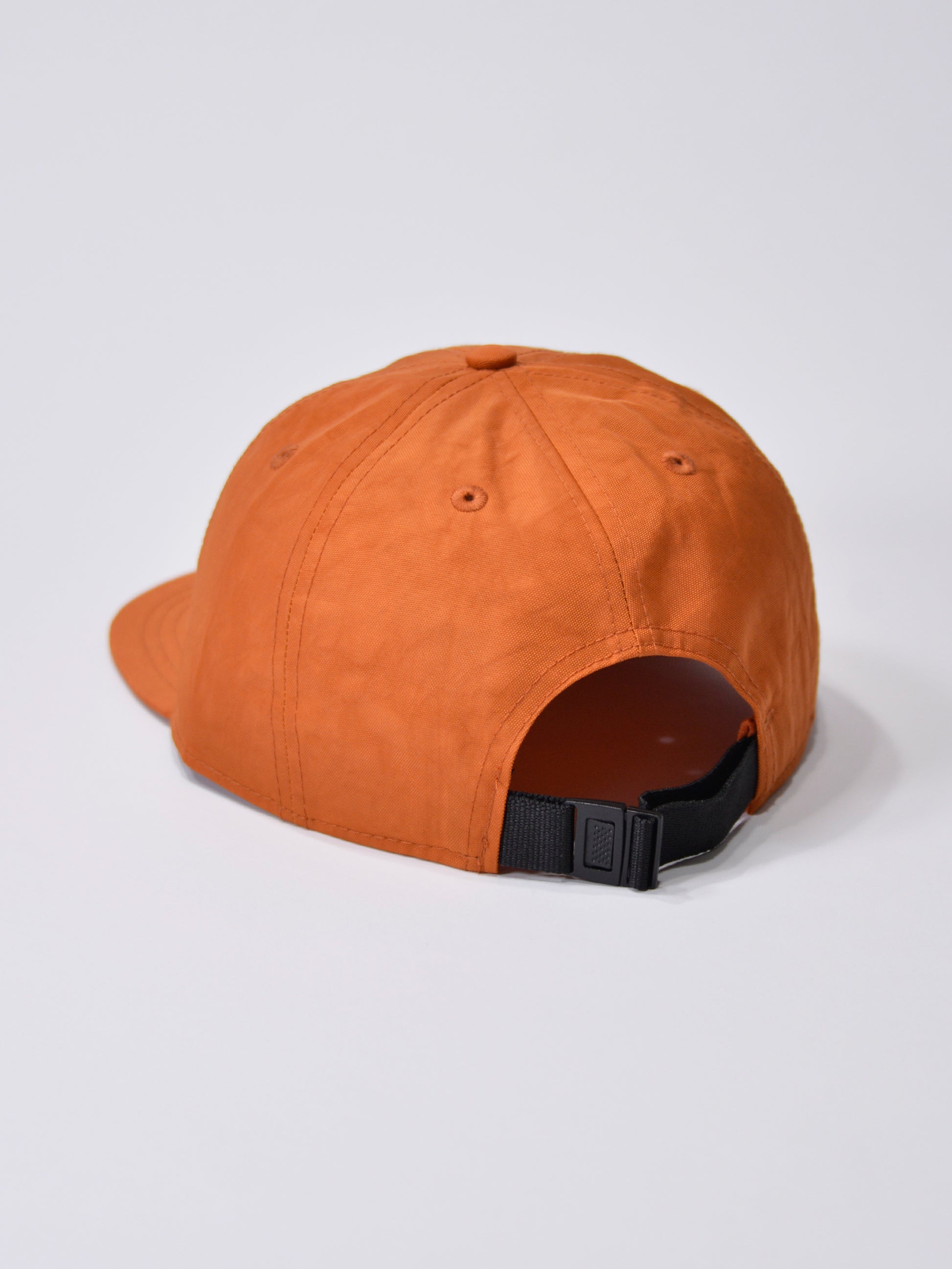 WATERPROOF NYLON FLAT CAP