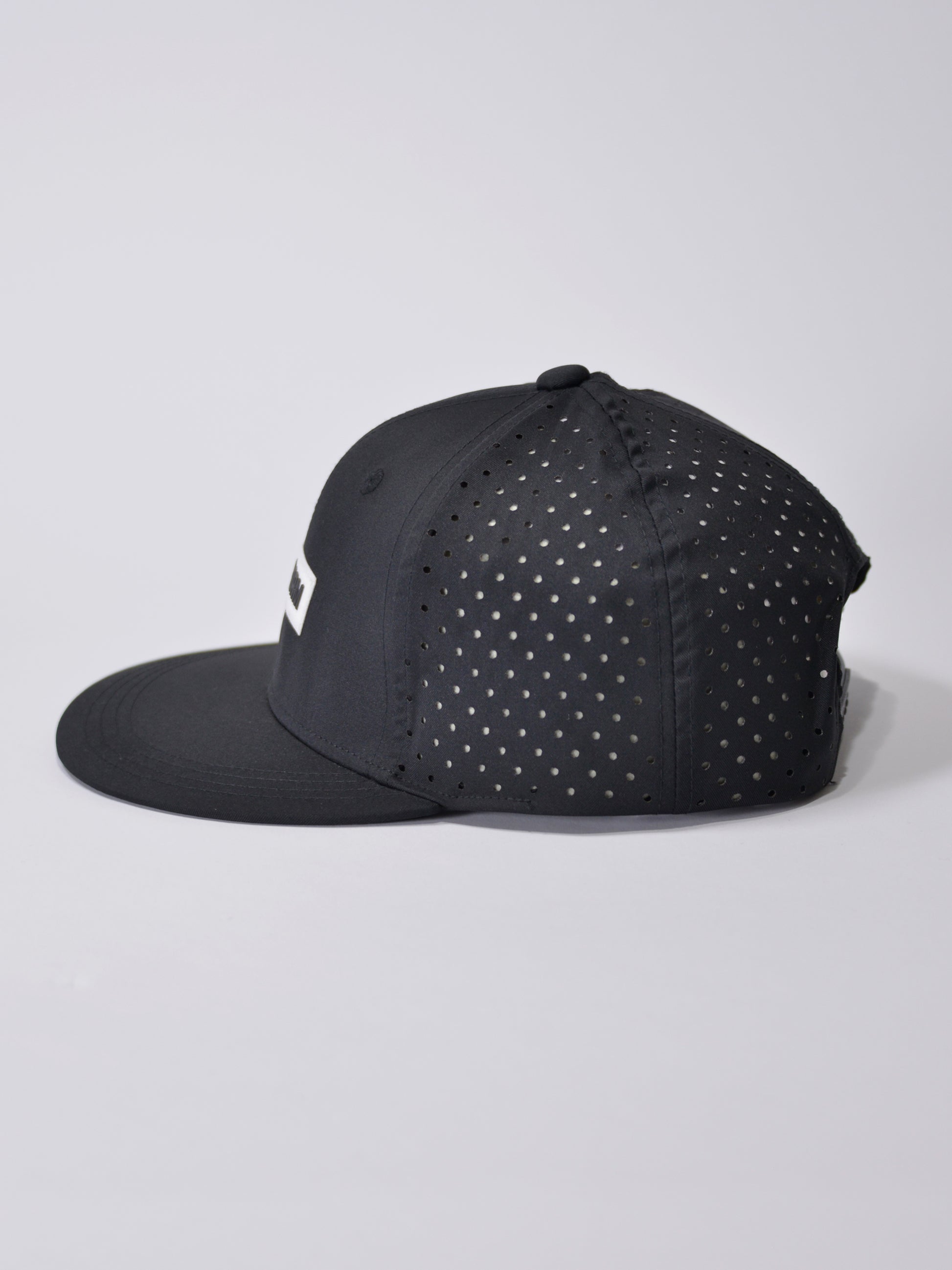 WAVEFROM FLAT MESH CAP
