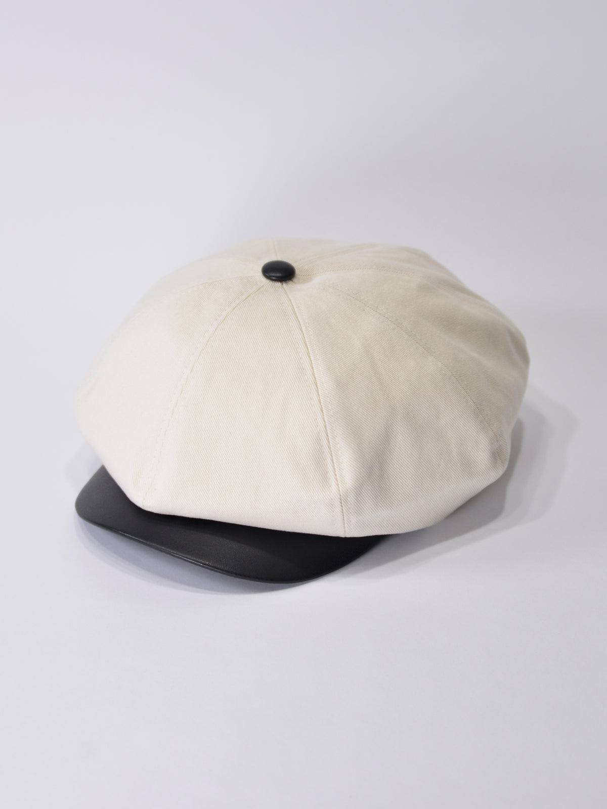 PU LEATHER & TWILL LONG BILL CASQUETTE