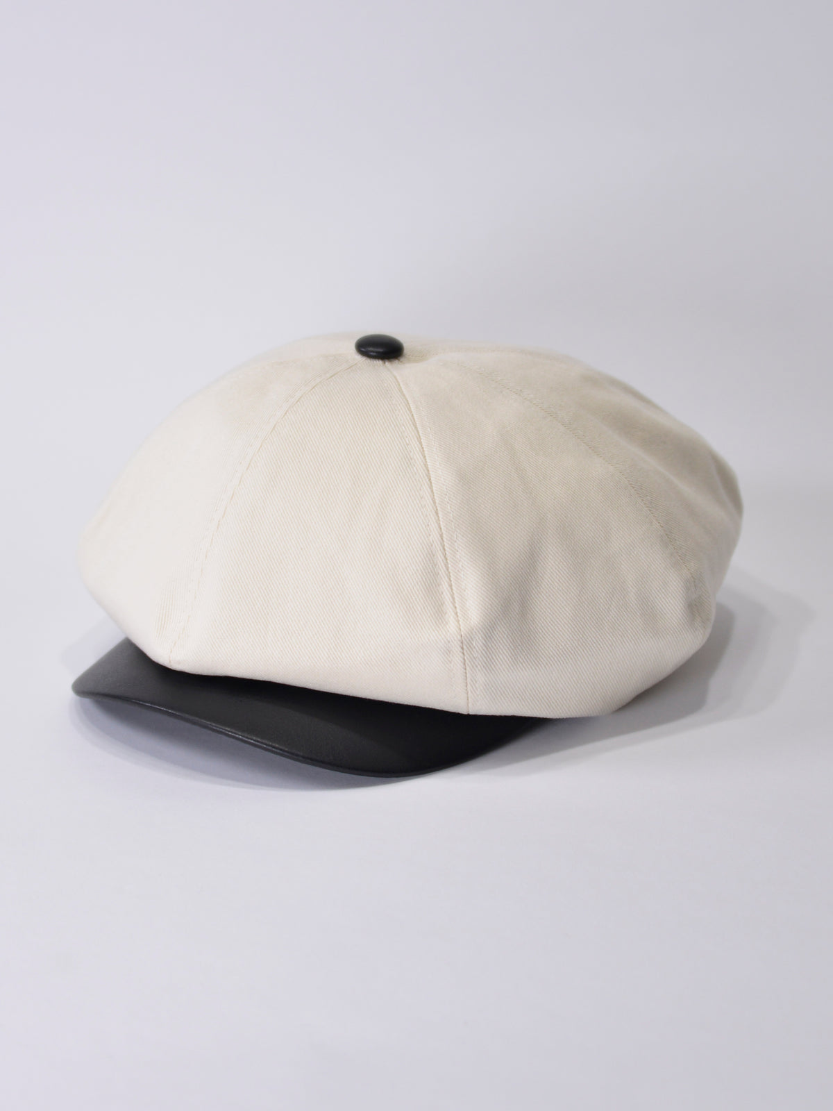 PU LEATHER & TWILL LONG BILL CASQUETTE