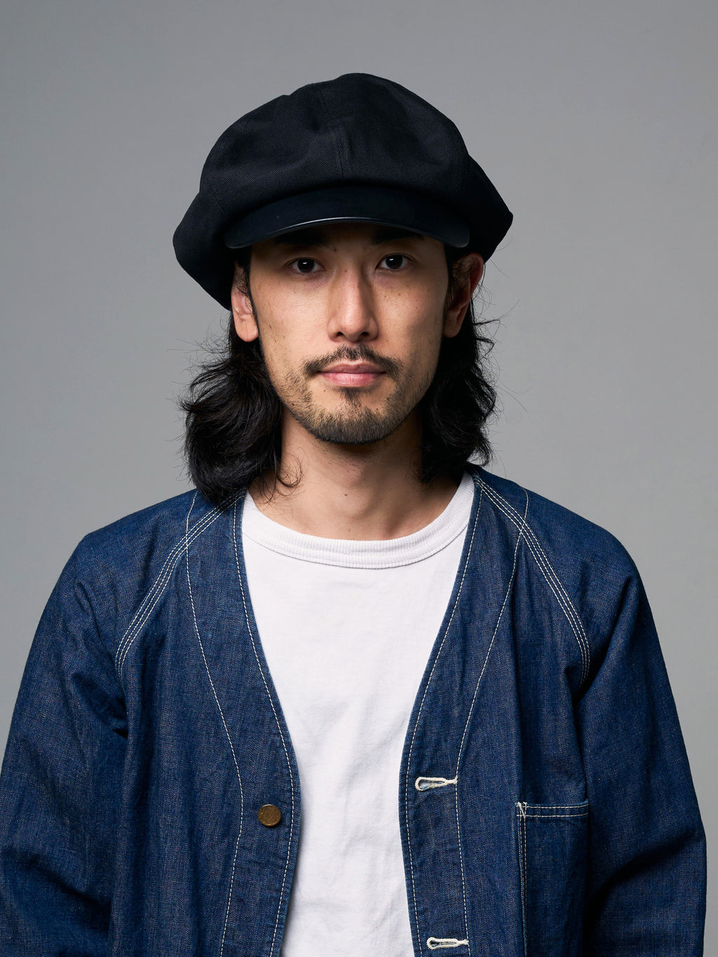 PU LEATHER & TWILL LONG BILL CASQUETTE