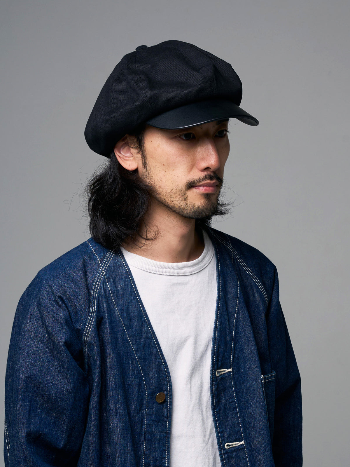 PU LEATHER & TWILL LONG BILL CASQUETTE
