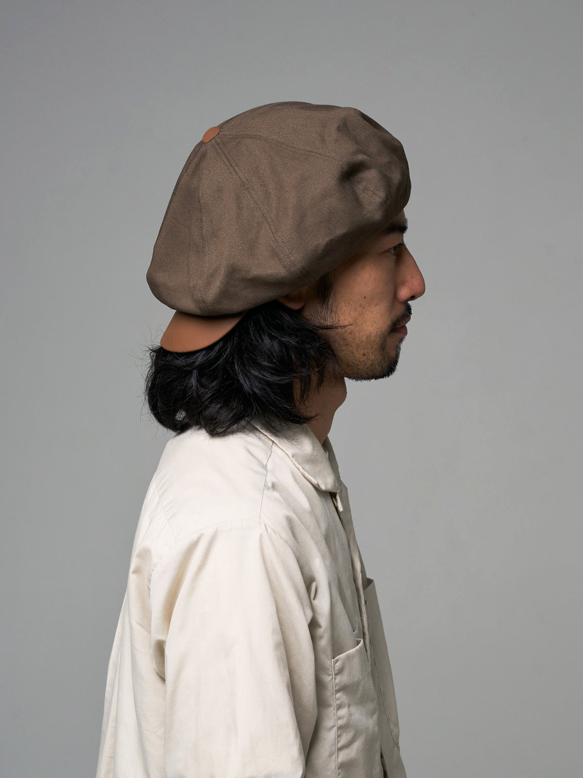 PU LEATHER & TWILL LONG BILL CASQUETTE