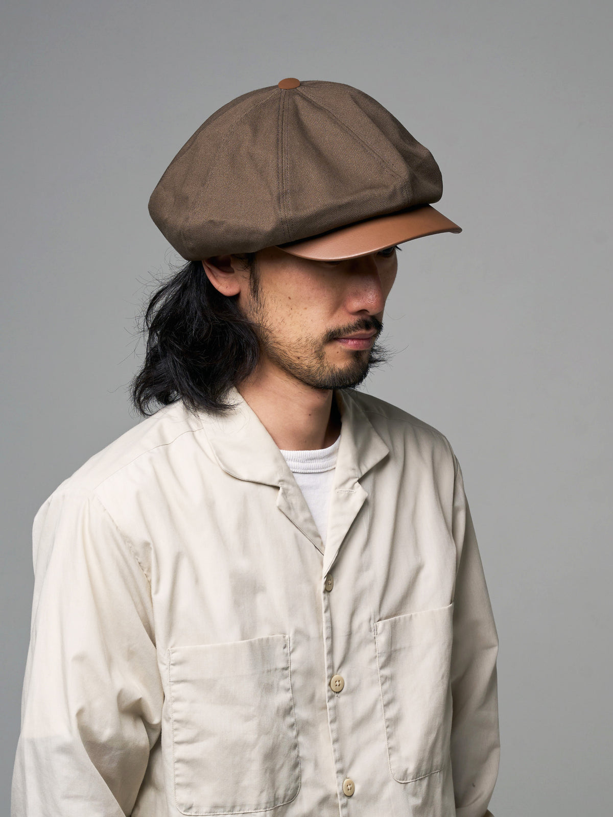 PU LEATHER & TWILL LONG BILL CASQUETTE
