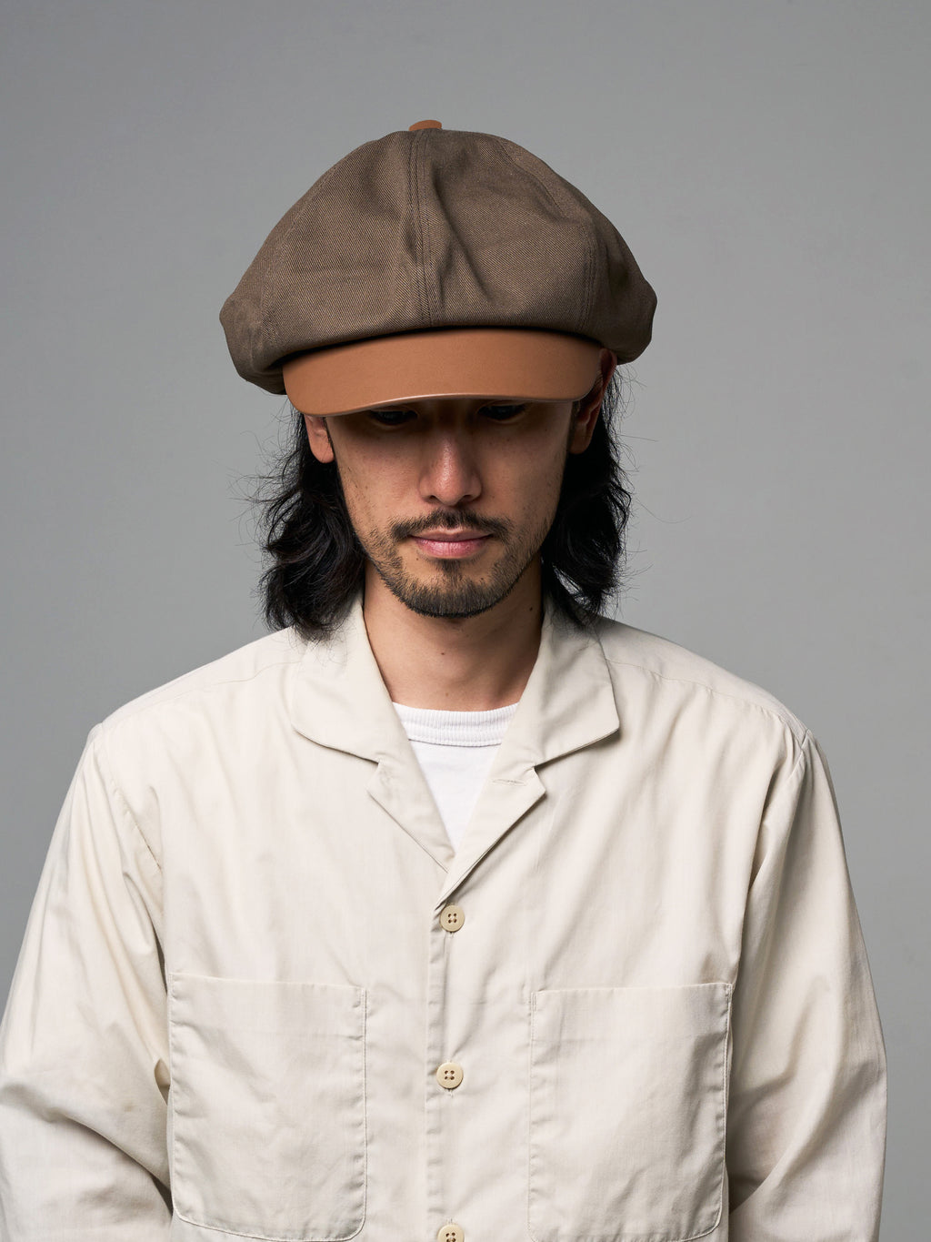 PU LEATHER & TWILL LONG BILL CASQUETTE