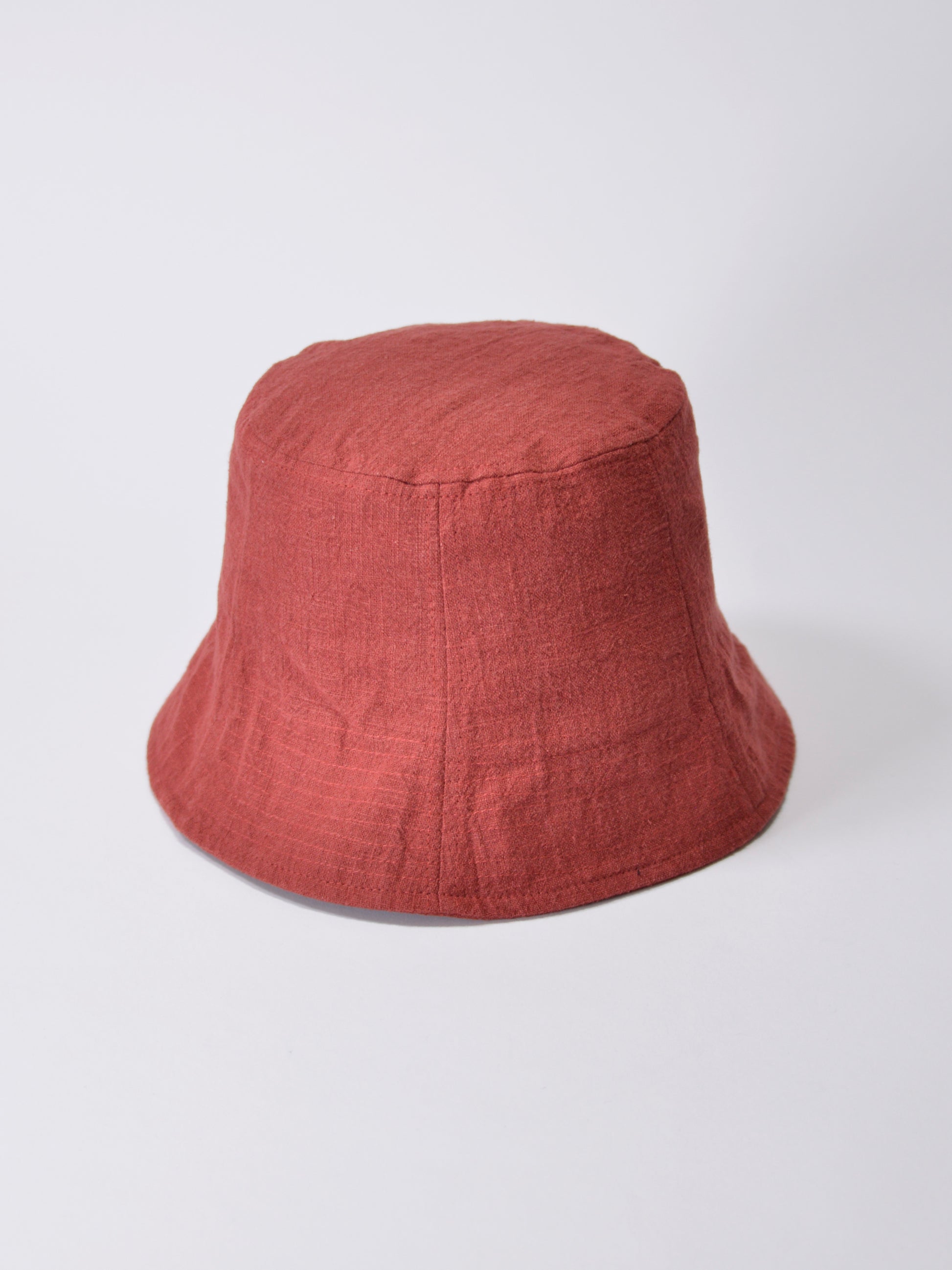 LINEN TULIP BUCKET HAT
