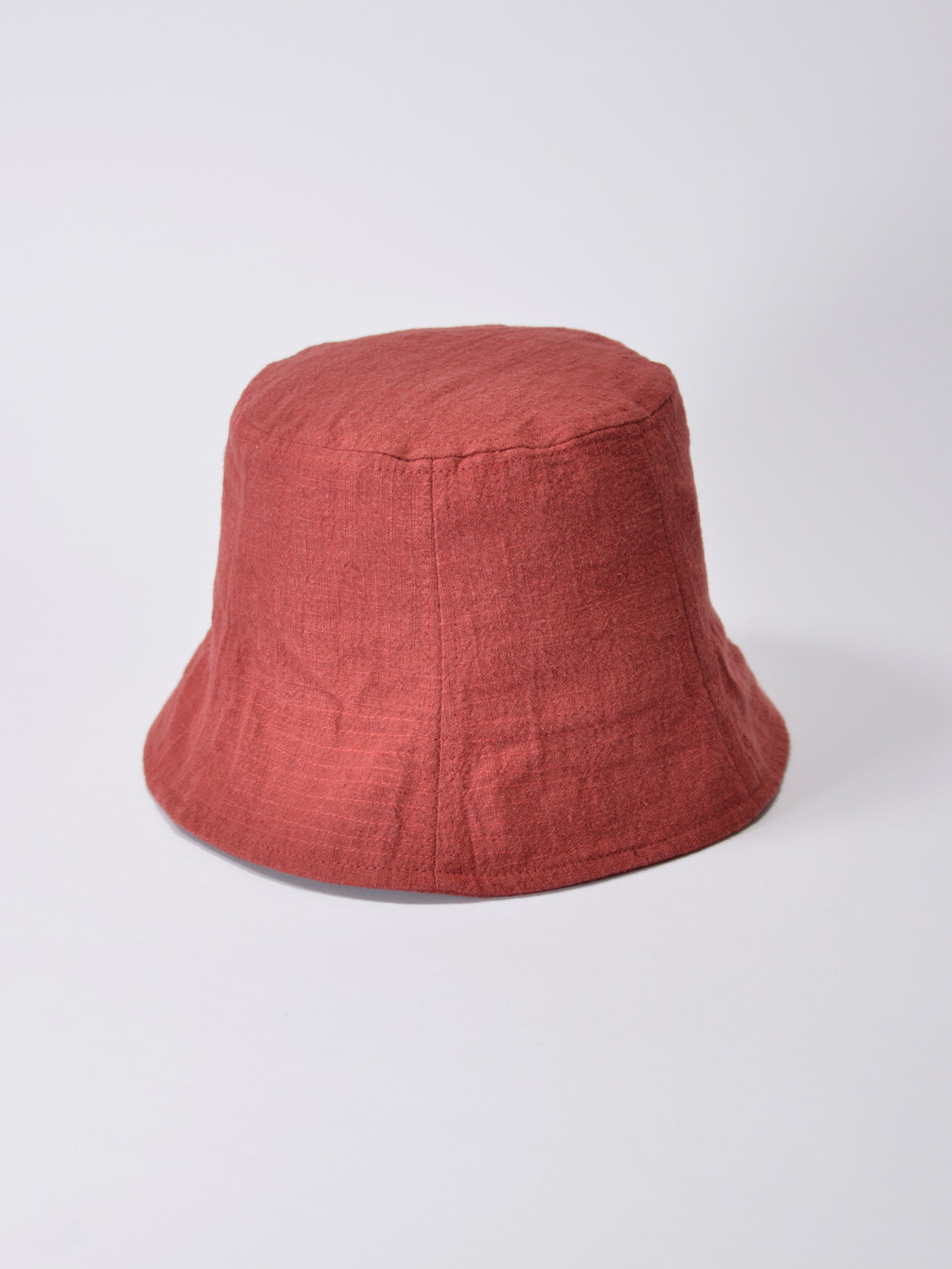 LINEN TULIP BUCKET HAT