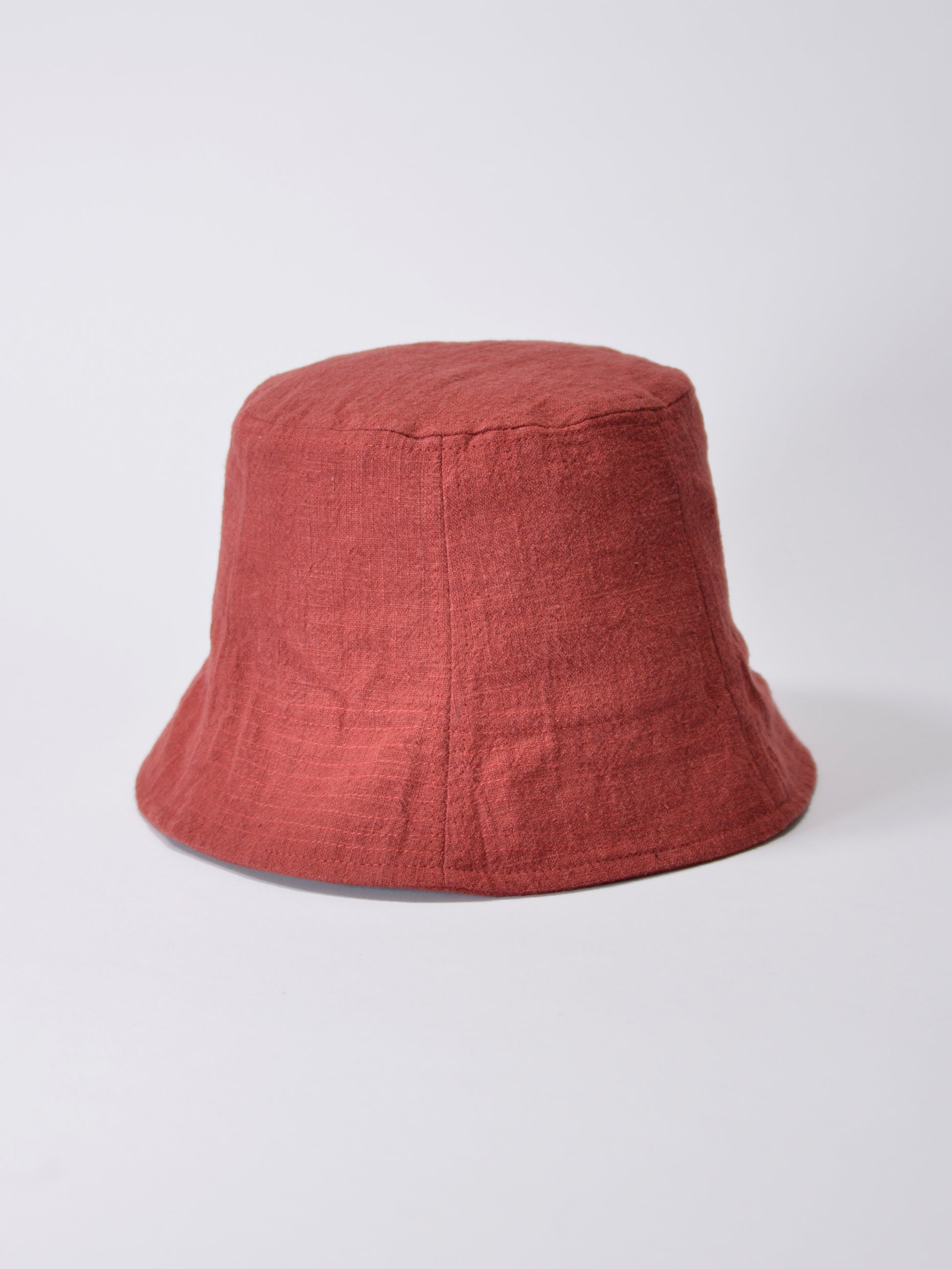 LINEN TULIP BUCKET HAT