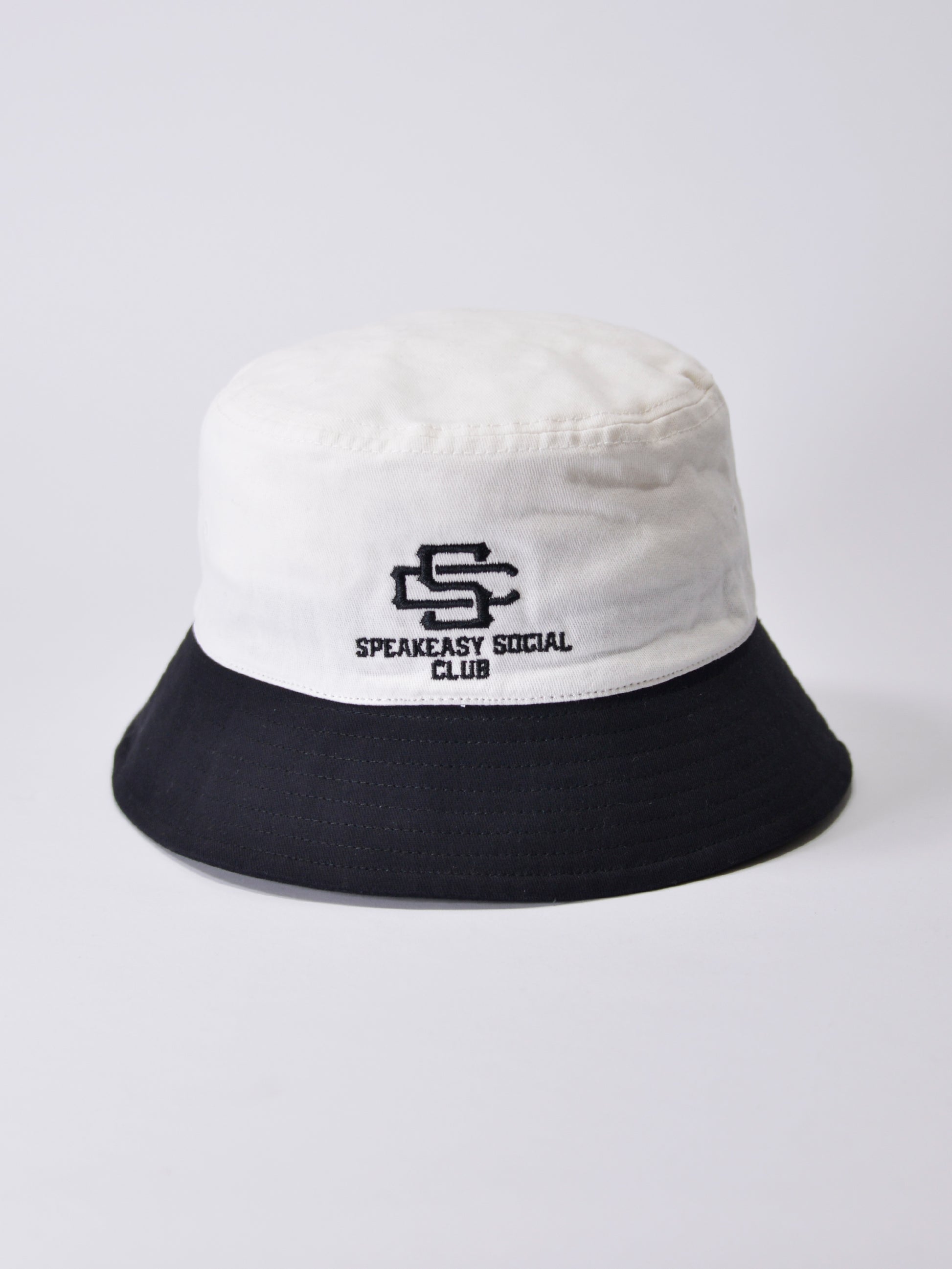 SOCIAL BUCKET HAT