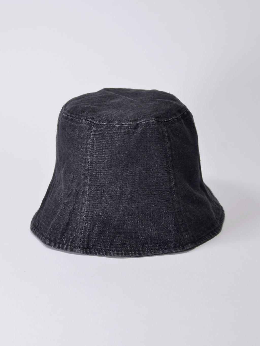 WASHED DENIM TULIP BUCKET HAT