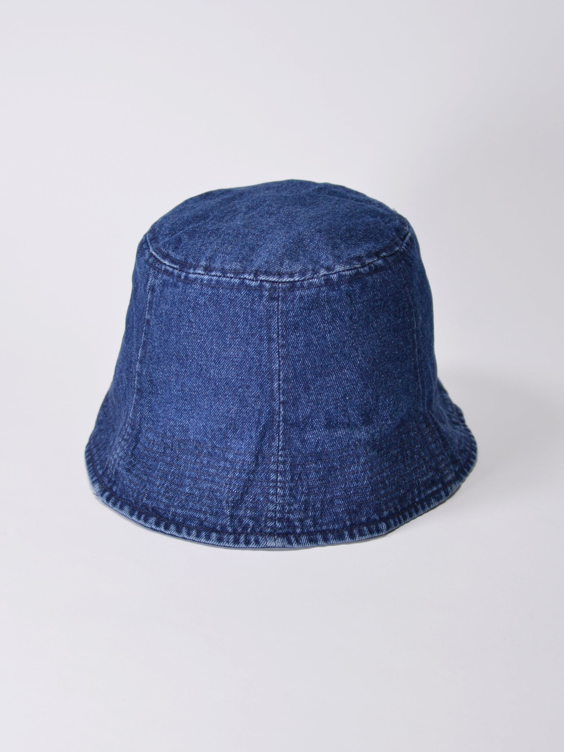 WASHED DENIM TULIP BUCKET HAT