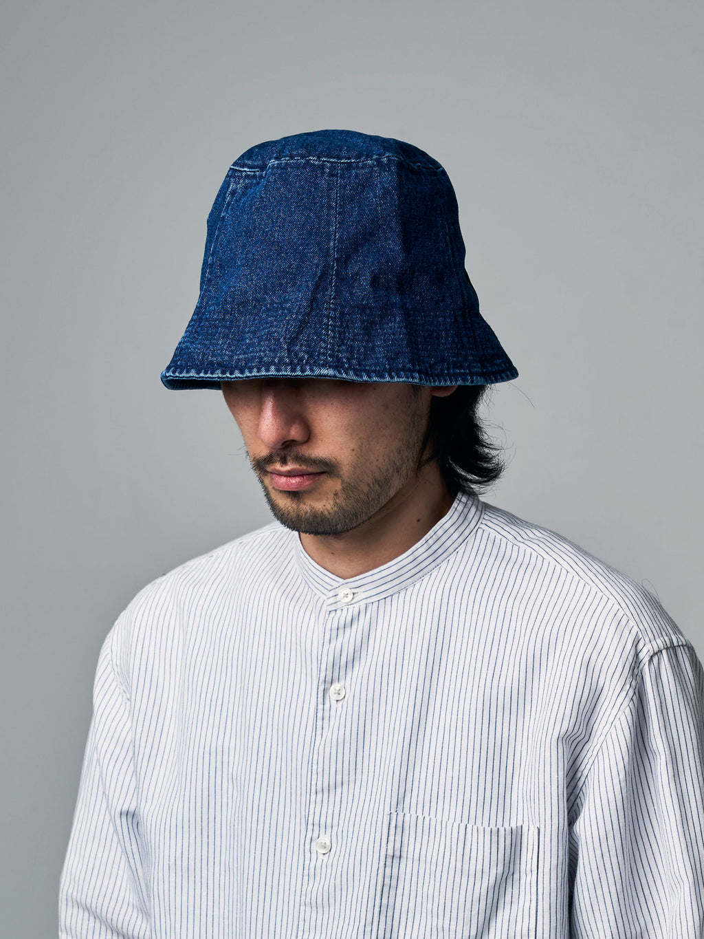 WASHED DENIM TULIP BUCKET HAT