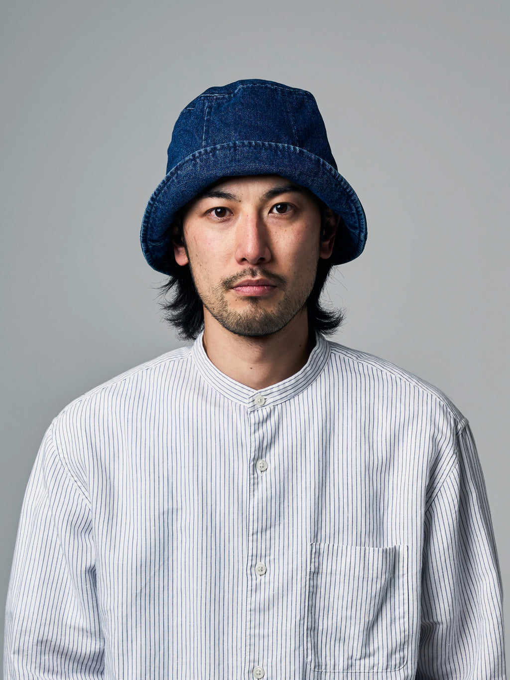 WASHED DENIM TULIP BUCKET HAT